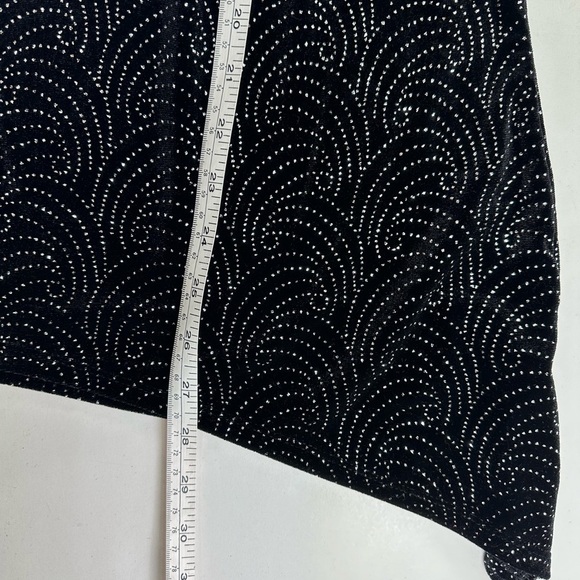 Notations Black Velvet Metallic Top Women’s 1X Hi-Low Long Sleeve Evening Blouse - Picture 6 of 9